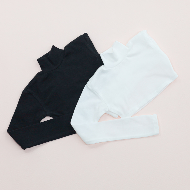 [SD75] Cropped turtleneck T-shirt.White/Black