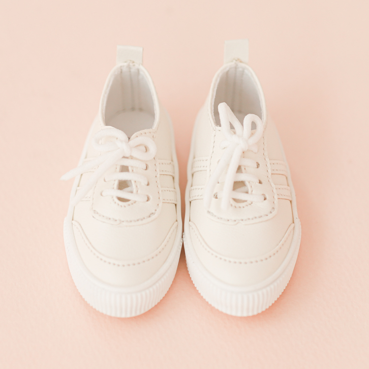 [SD9-16 Girl] Line sneakers. Pure white.
